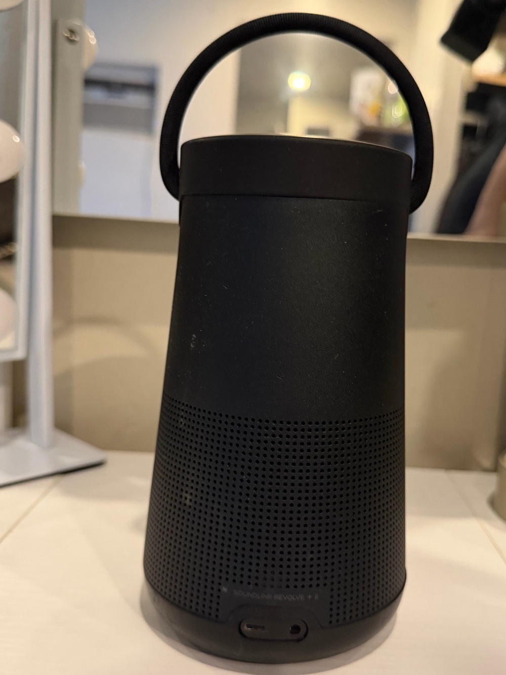 Bose SoundLink Revolve+ II Bluetooth Speaker Water Resistant Speaker Black - Picture 3 of 4